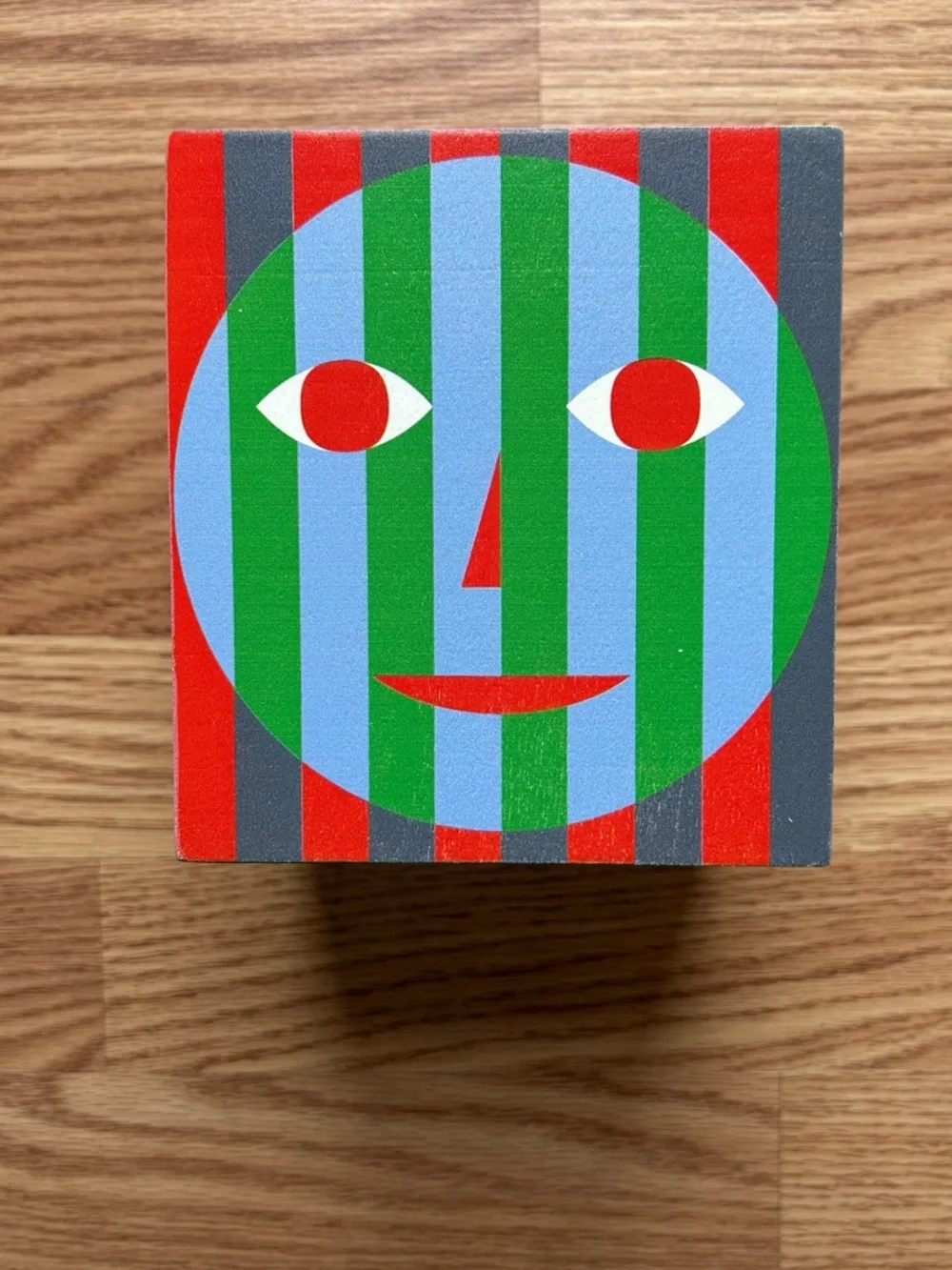 Dusen Dusen Areawhere Everybody Tissue Box - Picture 5 of 8